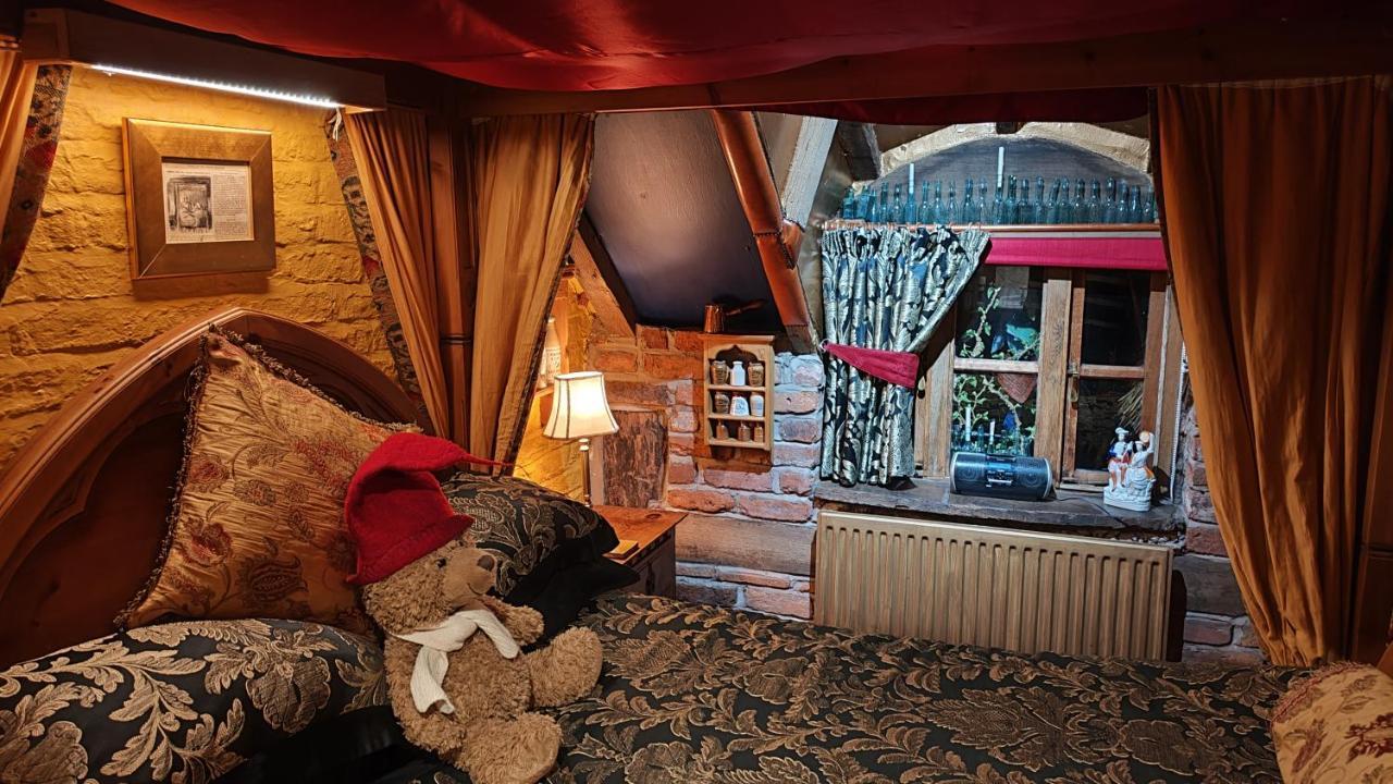 Wizards Thatch Luxury Suites Alderley Edge Eksteriør billede