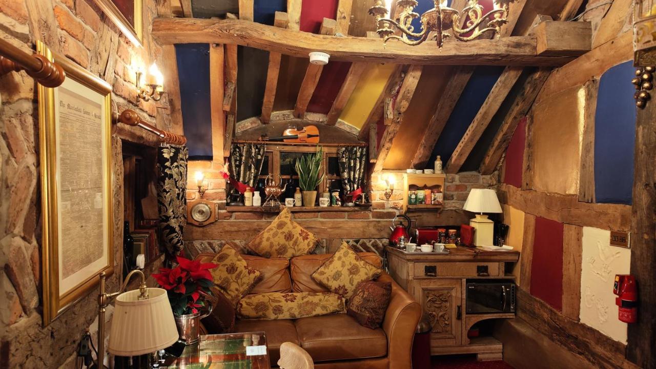 Wizards Thatch Luxury Suites Alderley Edge Eksteriør billede