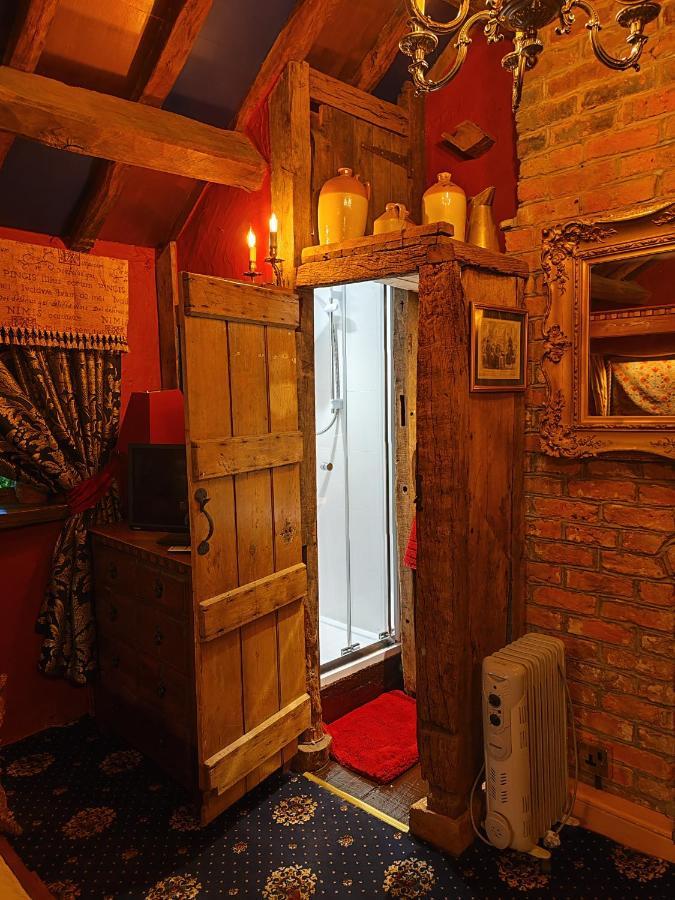 Wizards Thatch Luxury Suites Alderley Edge Eksteriør billede
