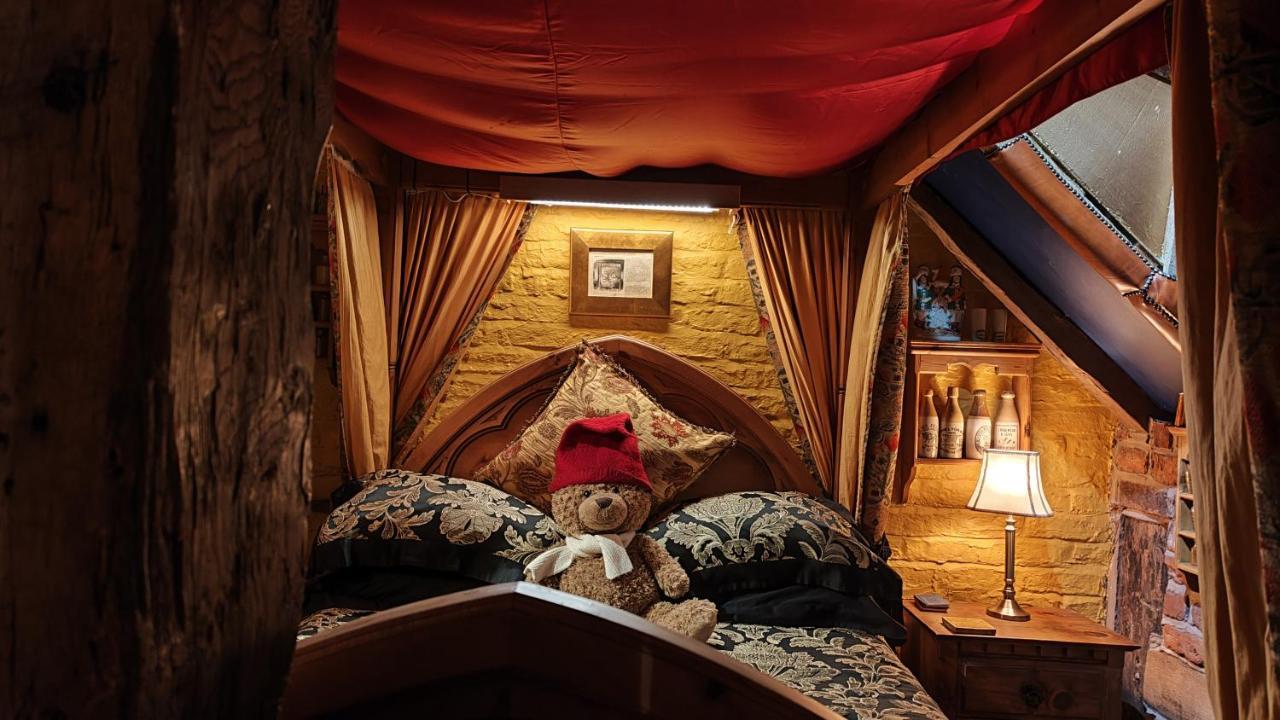 Wizards Thatch Luxury Suites Alderley Edge Eksteriør billede